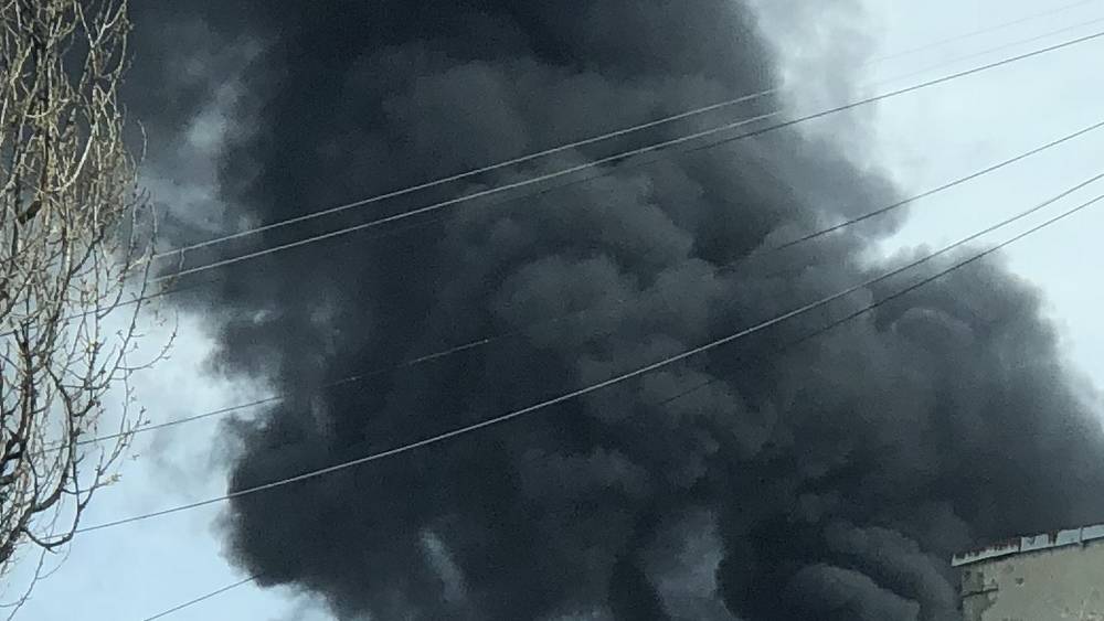 Вторая атака дрона на резервуары Клинцовской нефтебазы завершилась пожаром