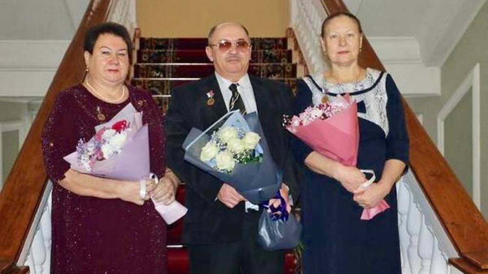Трое педагогов удостоены званий «Заслуженный работник образования Брянской области»