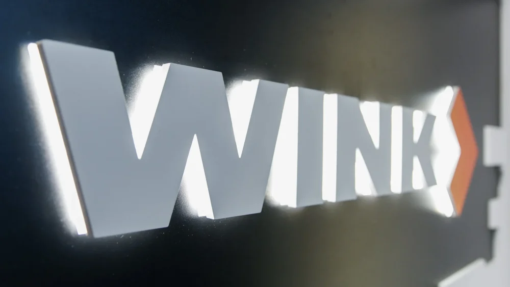 Успеть за 60 секунд: Wink.ru запустил короткие вертикальные сериалы для просмотра в дороге