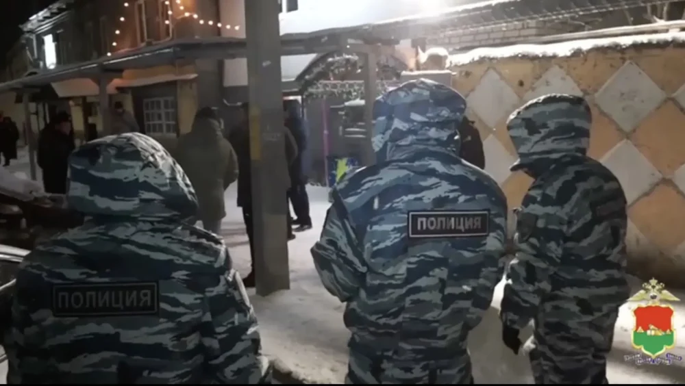 В Брянске полиция в ходе рейдов задержала 49 граждан в развлекательных заведениях
