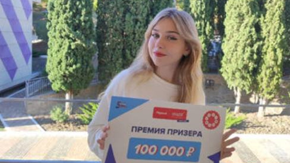 Брянская школьница стала призёром конкурса «Большая перемена» и получила 100 тысяч рублей
