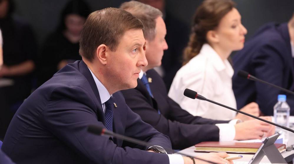 Андрей Турчак: Представители «Единой России» собрали почти 2,1 миллиона подписей в поддержку Президента