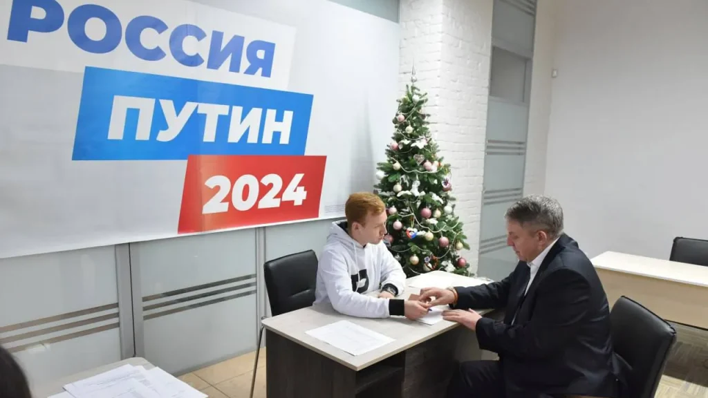Подписи жителей Брянской области в поддержку Владимира Путина отвезли в Москву