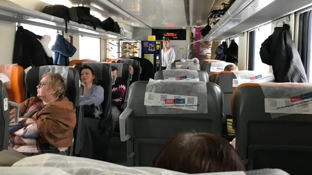 Брянского проводника суд заставил вернуть деньги за обучение