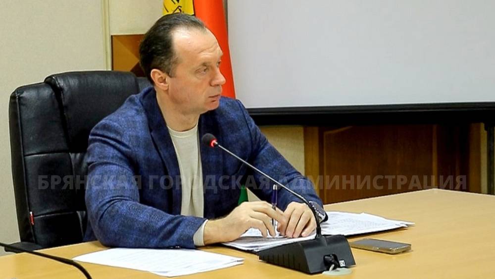 Власти Брянска назвали число травмированных детей и встряхнули коммунальщиков