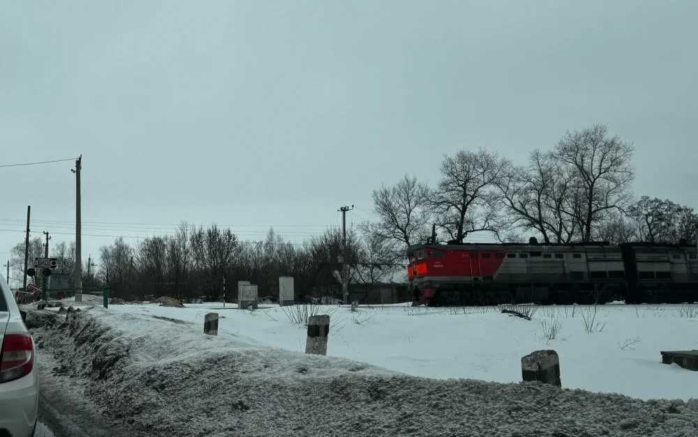 Движение автомобилей через железнодорожный переезд на станции Суземка в Брянской области будет закрыто с 27 февраля по 1 марта на время ремонта