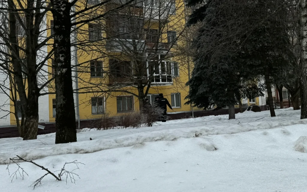 В Брянске полиция в субботу дежурила у памятника жертвам политических репрессий