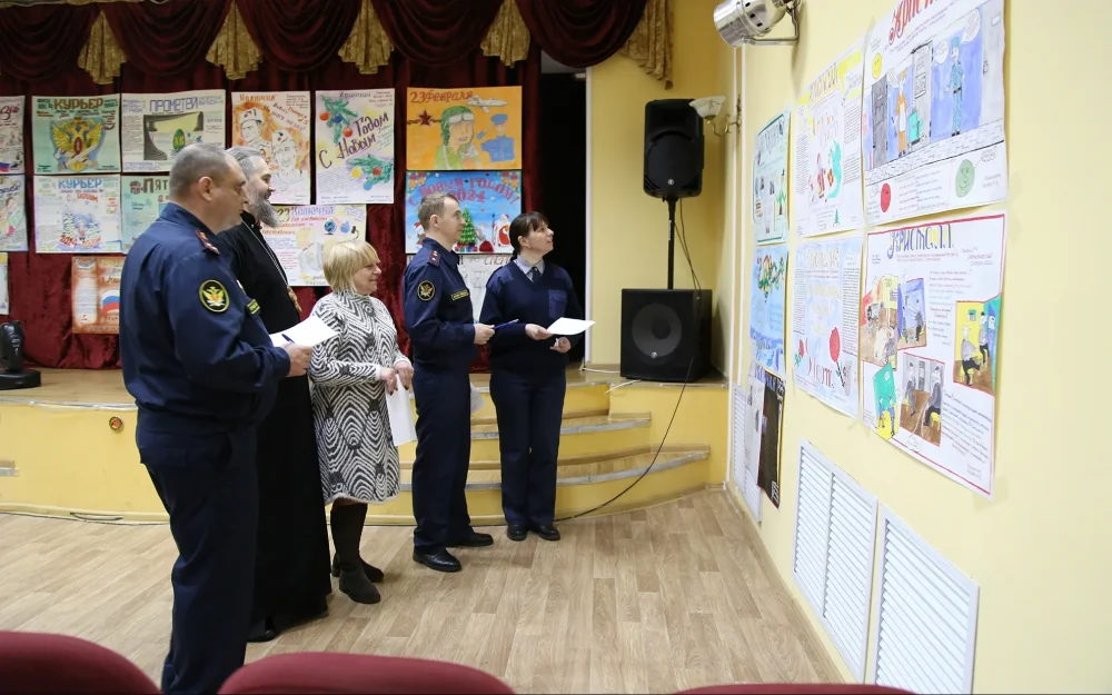 В УФСИН России по Брянской области подвели итоги конкурса стенной печати среди осужденных