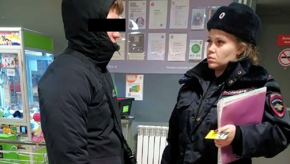 В Брянске сотрудники полиции за две недели наказали 108 подростков-нарушителей