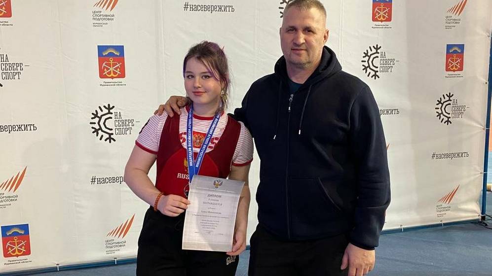 Брянские атлеты взошли на пьедестал первенства России по пауэрлифтингу