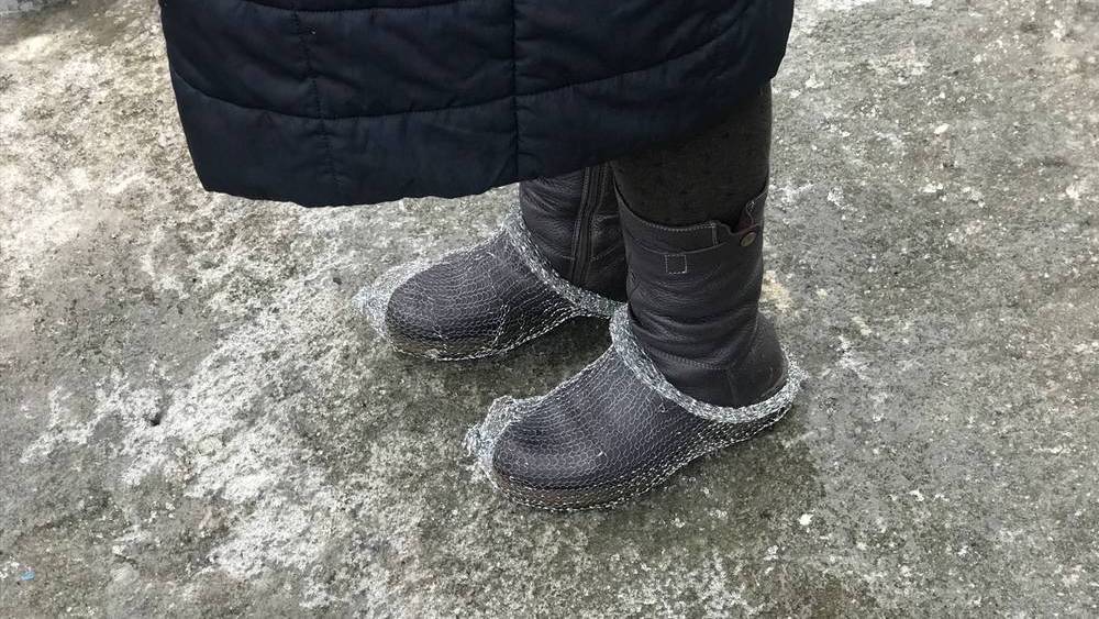 В Брянске комитет ЖКХ выплатит 30000 рублей покалечившемуся на льду ребёнку