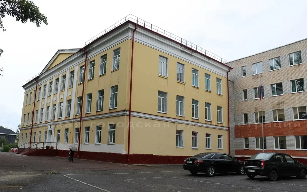 В Брянской области отремонтируют в течение 2024 года 13 школ