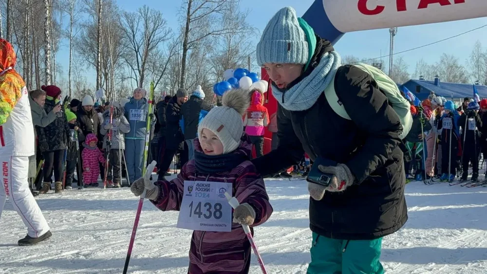 В Брянске стартовала лыжная гонка «Лыжня России 2024»