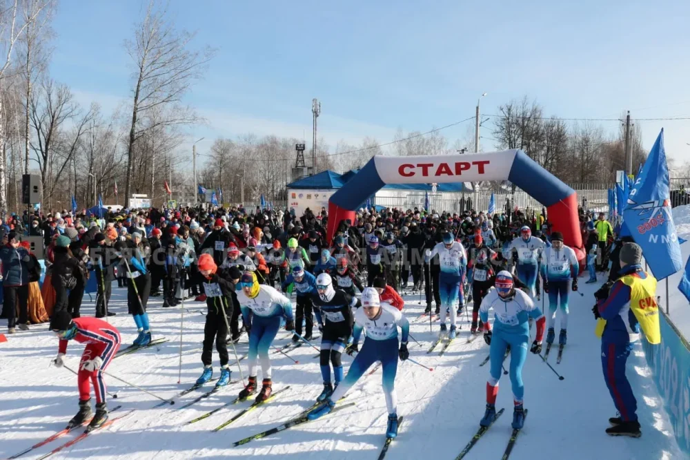 Сегодня в Брянске состоялась 42-я всероссийская массовая лыжная гонка «Лыжня России»