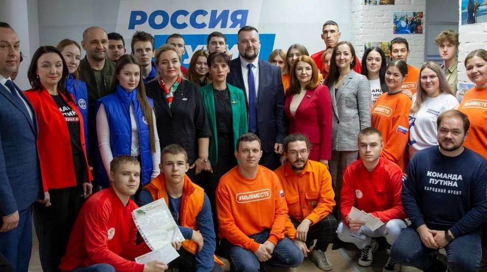 В Штабе общественной поддержки Брянской области прошли мероприятия, участниками которых стали Артем Жога и Галина Солодун