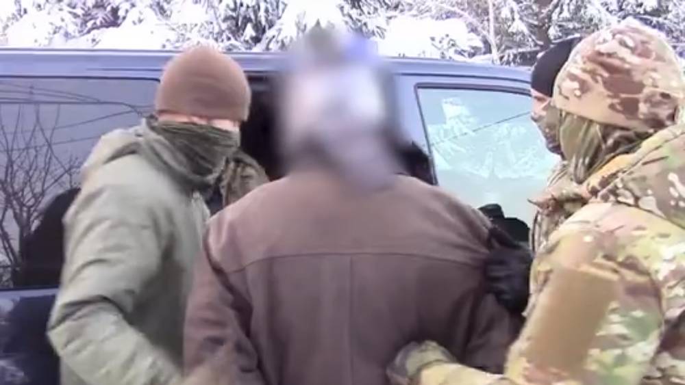 О задержании в Брянске ФСБ сторонника украинских боевиков сообщил Первый канал