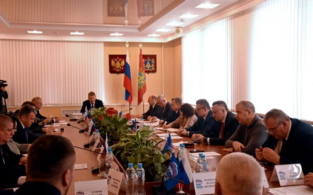 На заседании Президиума регионального политсовета «Единой России» обсудили проведение предварительного голосования
