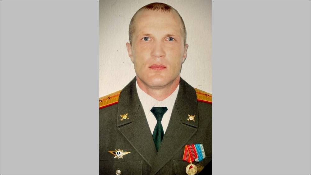 В Клинцах простятся с погибшим в зоне СВО капитаном Дмитрием Бородиным