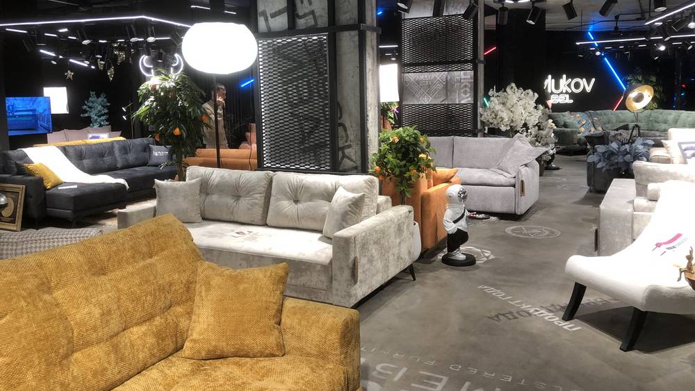 Белорусские мебельщики открыли в Брянске самый большой магазин