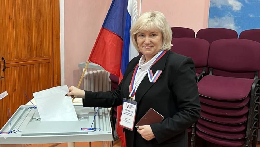 Глава Бежицкого района Брянска Гращенкова проголосовала на выборах президента