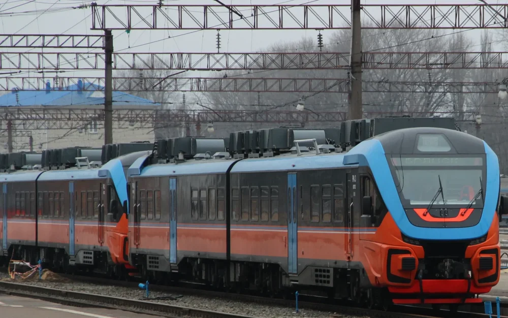 Расписание пригородных поездов Комаричского  направления в Брянской области изменится в начале апреля в связи с ремонтом пути