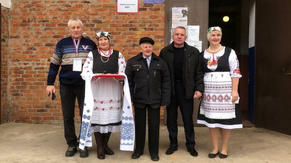 Красногорские единороссы помогли проголосовать 97-летнему ветерану ВОВ