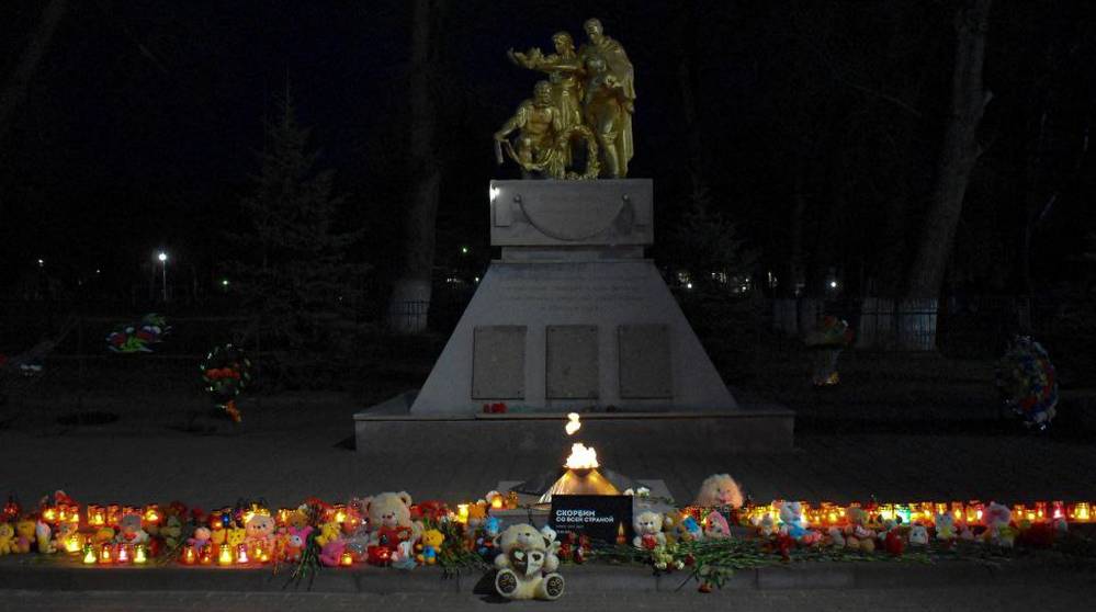 В Брянской области прошли траурные митинги в память о погибших в «Крокусе»