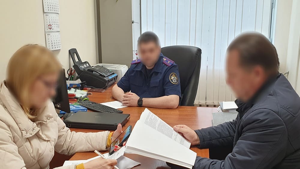 В Брянске двоих сотрудников филиала РЖД задержали за взятки на 8,5 млн рублей