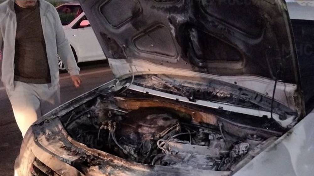 В огне загоревшегося такси пострадал житель Брянска