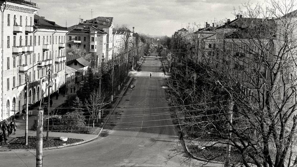 В Брянске опубликовали фото улицы Куйбышева в 1980 году