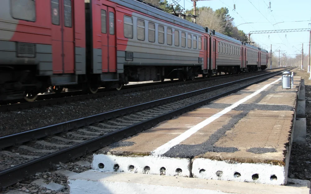 Электропоезда стали делать дополнительные остановки в Радице-Крыловке Брянской области
