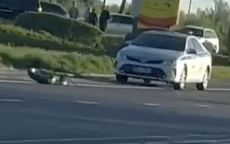 В жуткой аварии под Брянском разбился мотоциклист