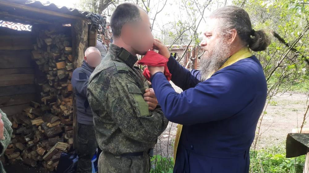 Священник Брянской епархии посетил воинское подразделение в приграничном районе области