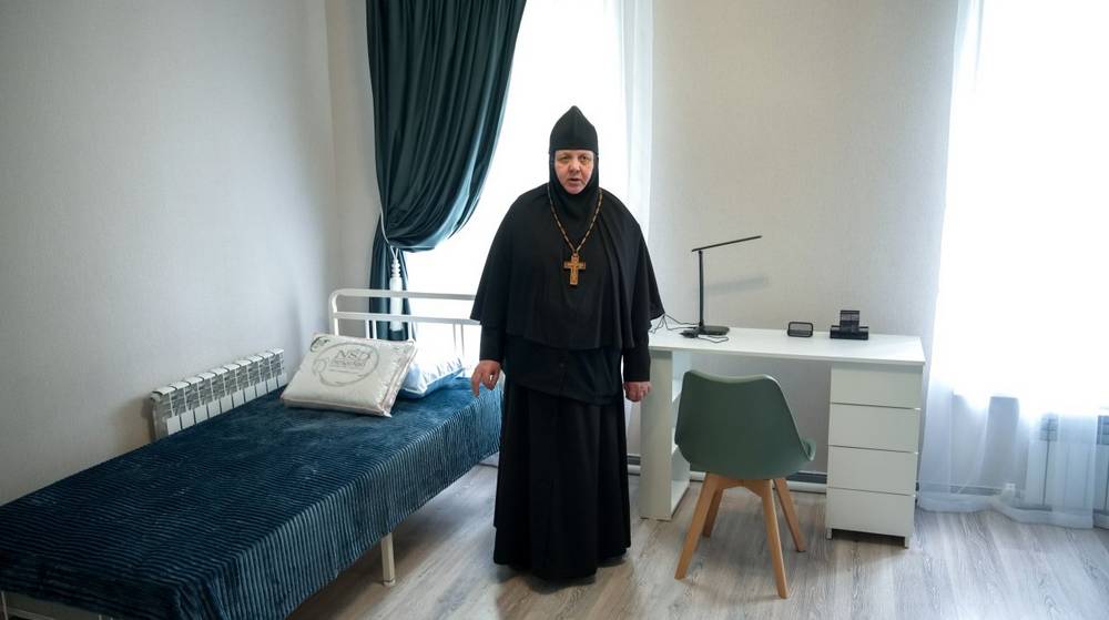В Брянской епархии освящен кризисный центр Дом для мамы на территории Петропавловского женского монастыря