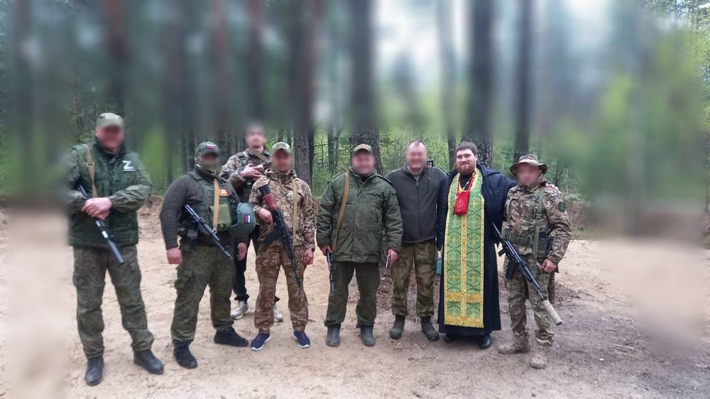 Военный священник Брянской епархии посетил боевое подразделение группировки войск армии «Север»