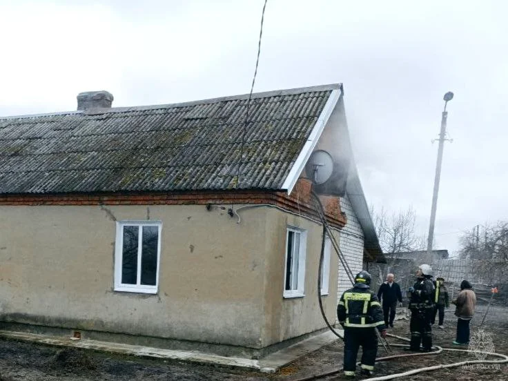 В Брянской области из-за свечи перед иконой две семьи остались без жилья