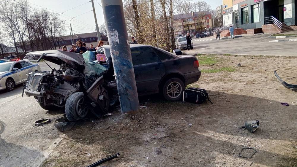 В результате аварии в Бежицком районе Брянска погибла 28-летняя женщина