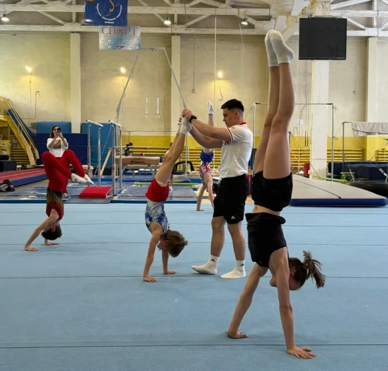 В Брянск приехал олимпийский чемпион по спортивной гимнастике Никита Нагорный