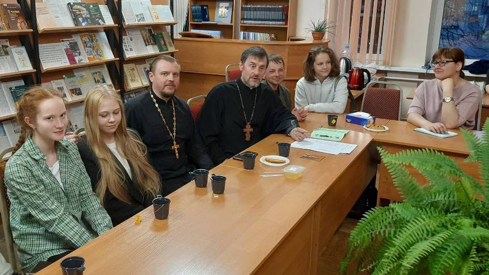 Встреча с брянским священником помогла детям погрузиться в поэтический мир