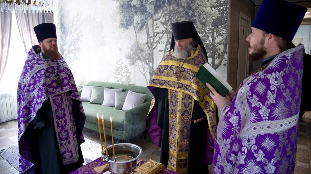 В Брянской епархии освящен кризисный центр «Дом для мамы» на территории Петропавловского женского монастыря