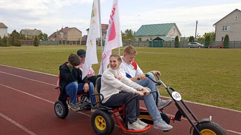 В Брянском районе открылся фестиваль «Паралимпийская миля»