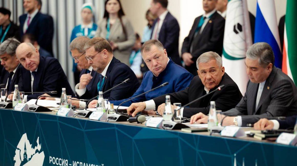 Александр Богомаз принял участие в международном экономическом форуме «KazanForum»