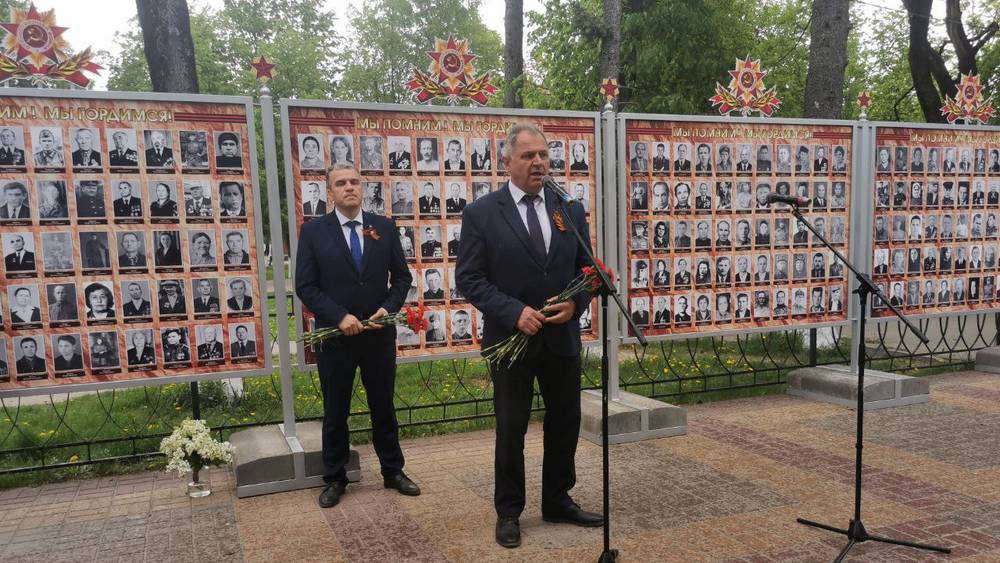 В Сельцо открыли «Стену памяти» с фотографиями ветеранов