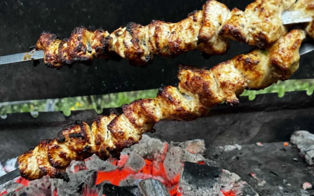 Брянцам напомнили, как сохранить здоровье во время праздников