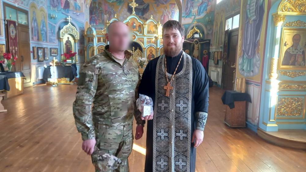 Священник Брянской епархии передал гуманитарную помощь защитникам Отечества