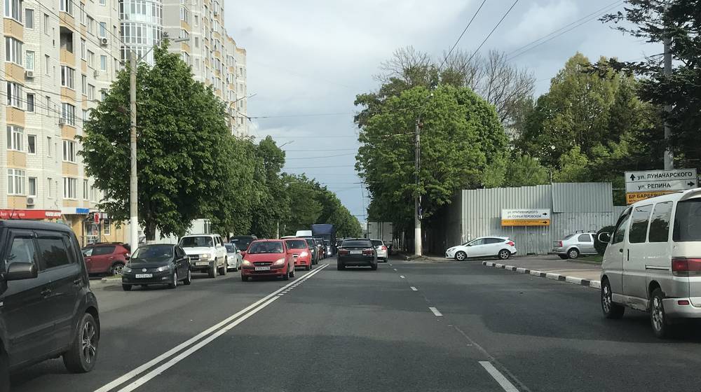 Власти Брянска ведут борьбу с пробками по стратегическим направлениям