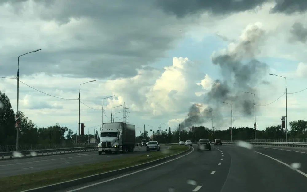 Жители Брянска сообщили о сильном дыме в Володарском районе