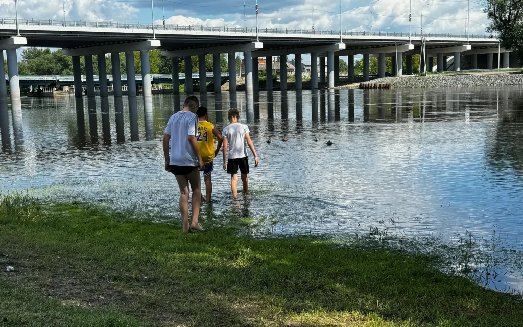 Брянские спасатели дали важные советы для безопасности детей на воде