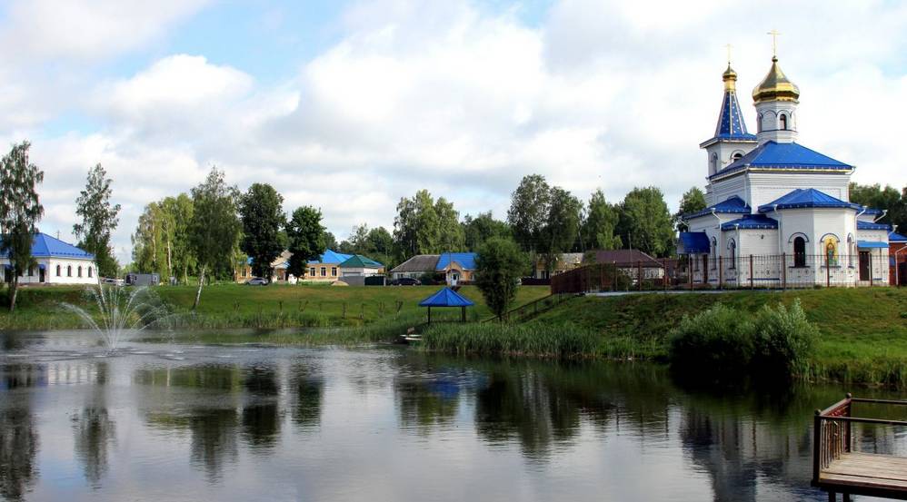 Престольное торжество отметил храм в честь Владимирской иконы Божией Матери села Алешенка