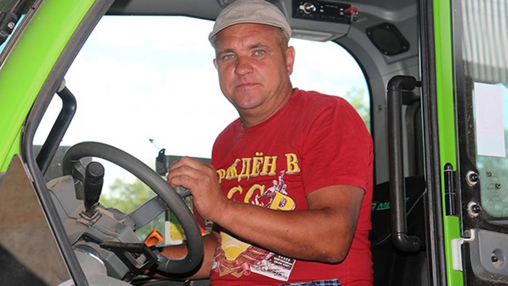 В Стародубском округе приступили к уборке раннего картофеля